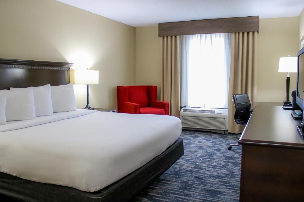 Country & By Radisson, Richmond West At I-64, Va