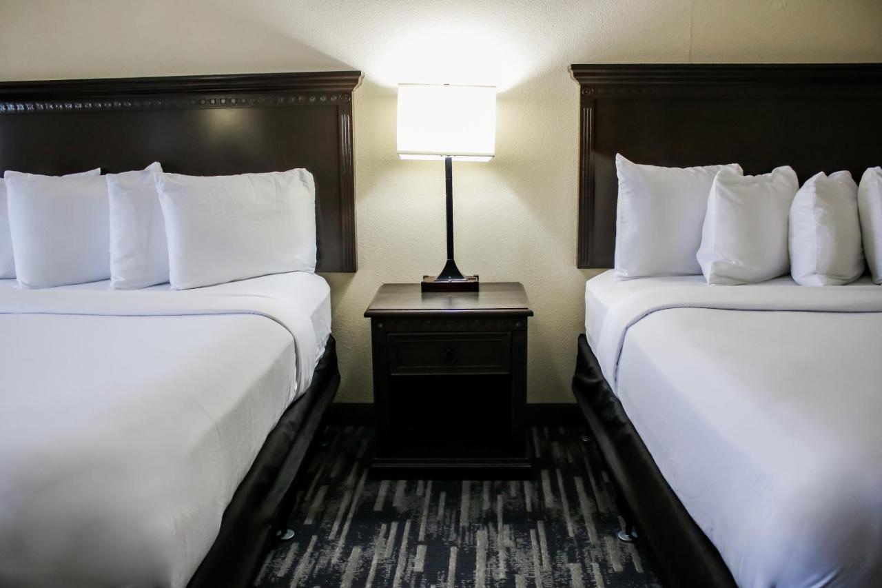 Country & By Radisson, Richmond West At I-64, Va Hotel Henrico