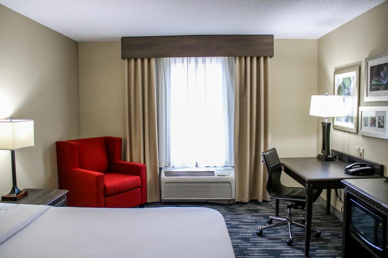 Country & By Radisson, Richmond West At I-64, Va 3* Henrico