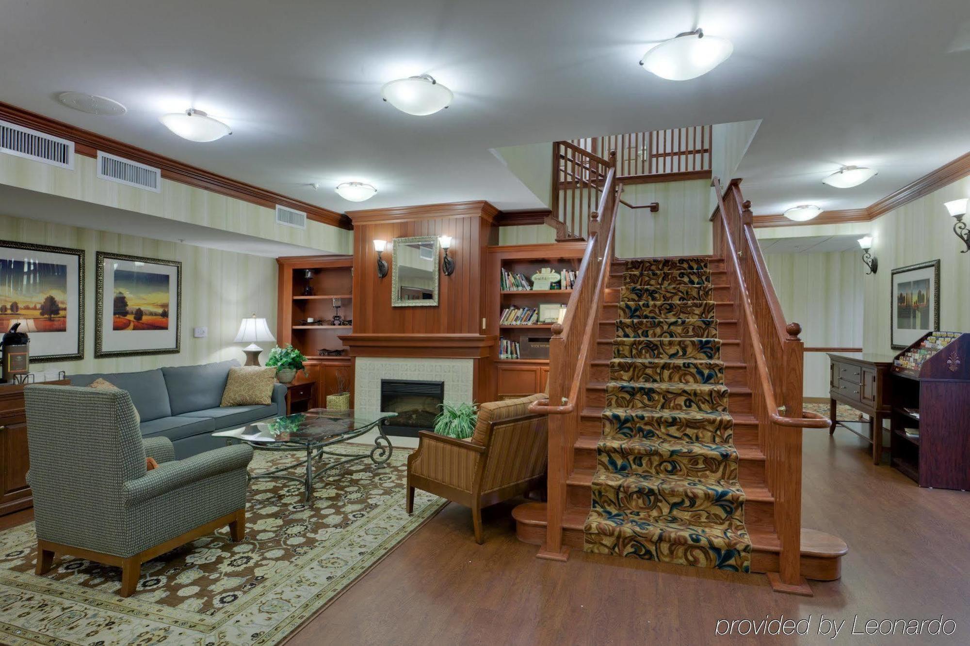 Country & By Radisson, Richmond West At I-64, Va 3*